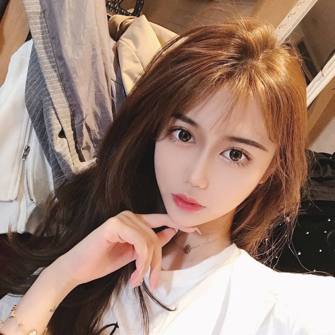 보미